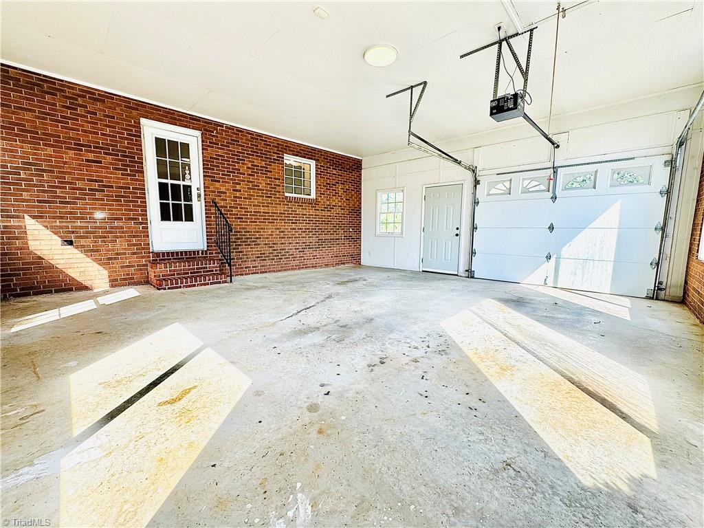 1867 Hickory Tree Road Winston-Salem, NC 27127 - Photo 27 of 31