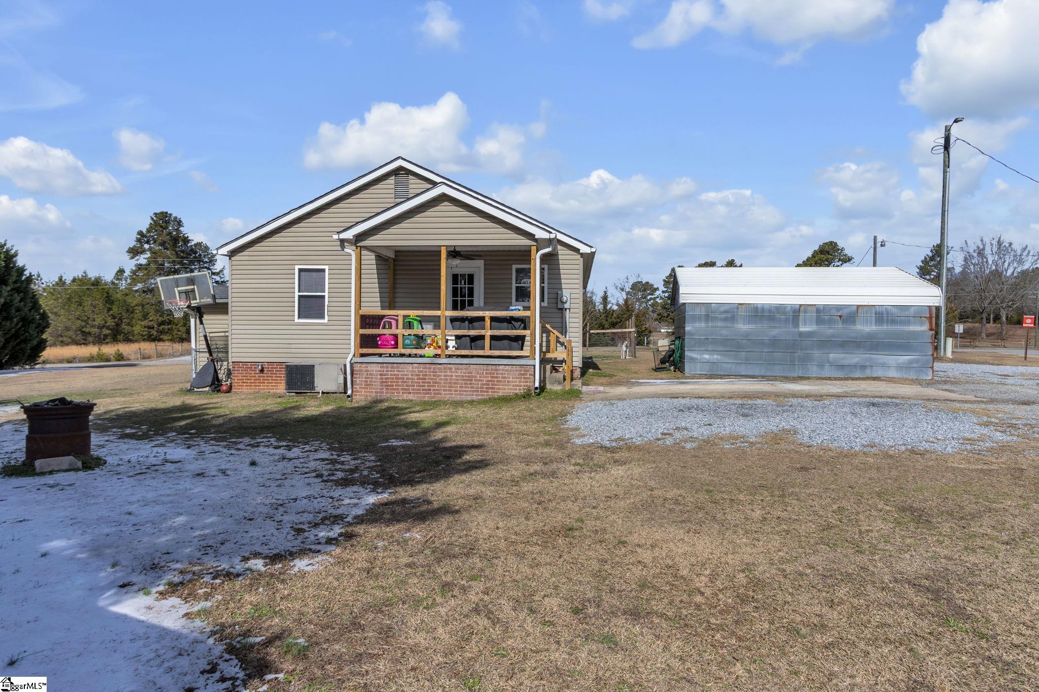 48 Fort Lindley Road Laurens, SC 29360 - Photo 15 of 21