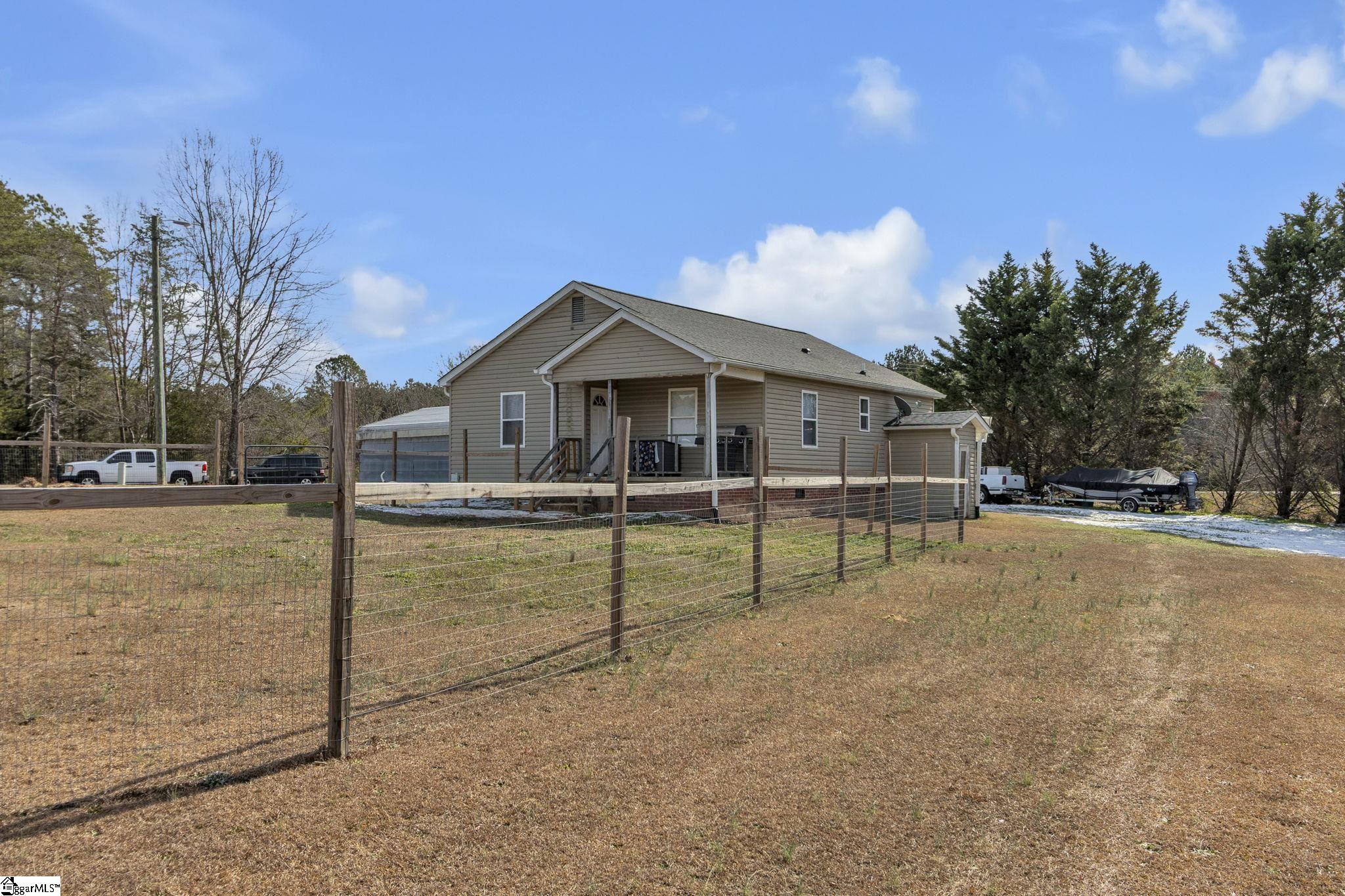 48 Fort Lindley Road Laurens, SC 29360 - Photo 16 of 21