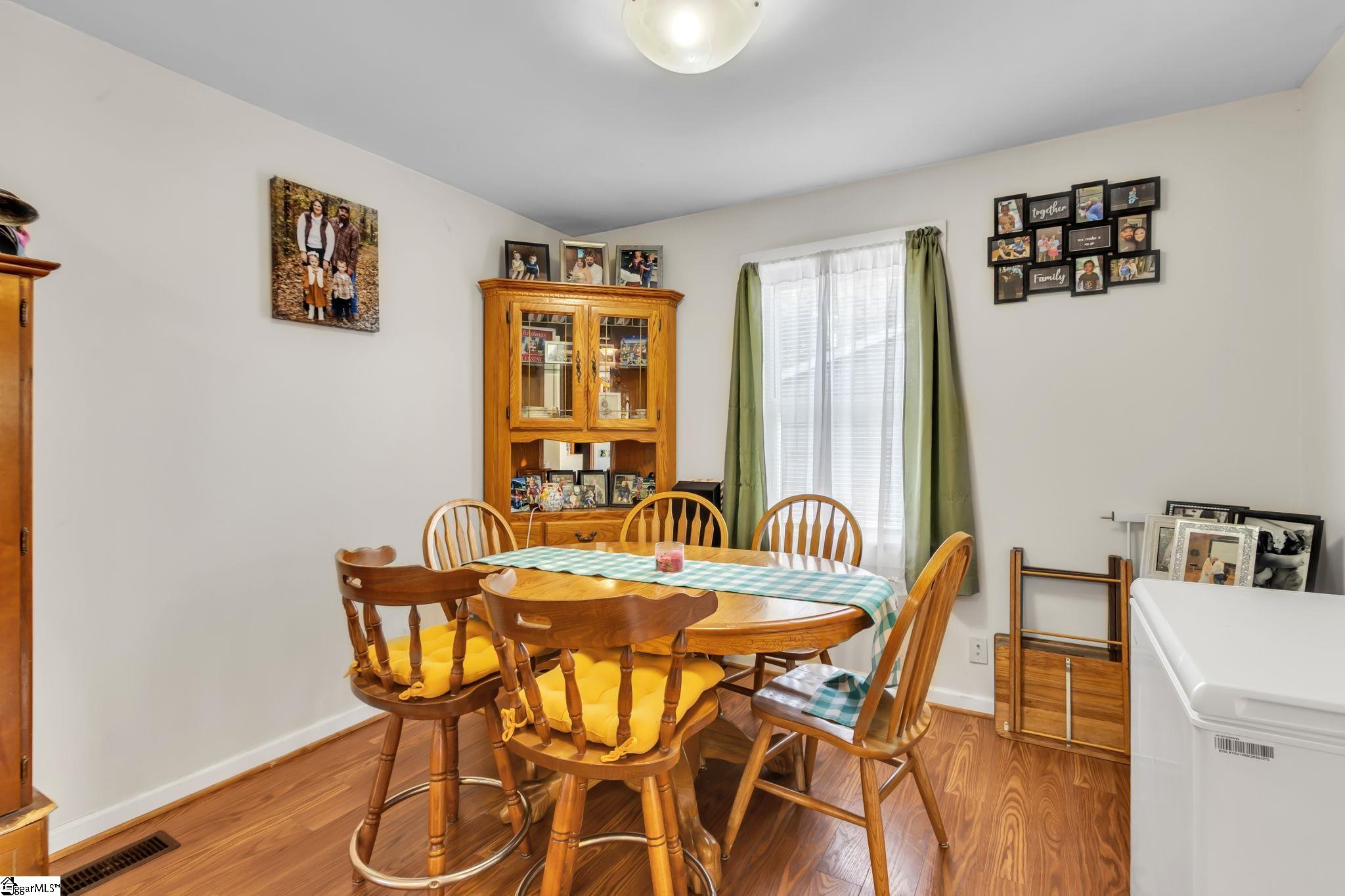 48 Fort Lindley Road Laurens, SC 29360 - Photo 5 of 21