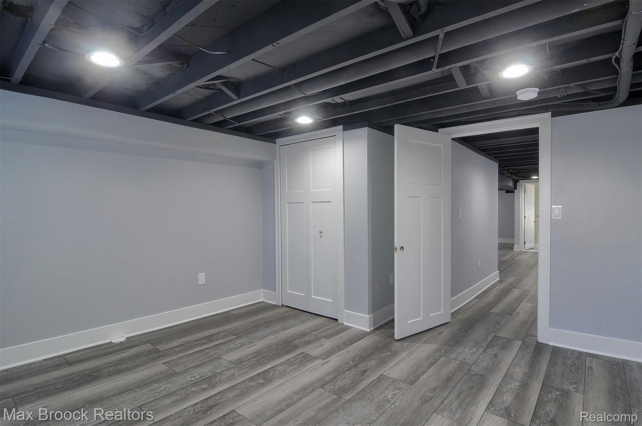 3259 Cumberland Road Berkley, MI 48072 - Photo 23 of 30 Lower-Level-Bedroom-2nd-View.jpg