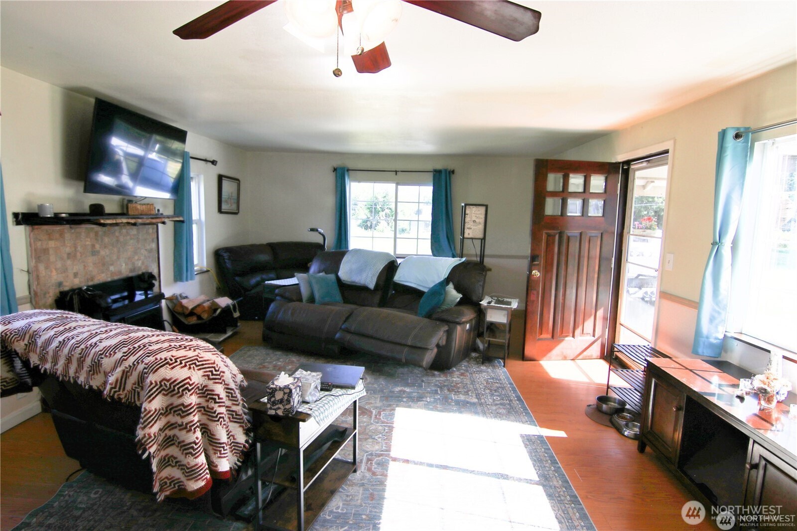 124 Heuhslein Road Port Angeles, WA 98362 - Photo 3 of 13 Gallery Image 3