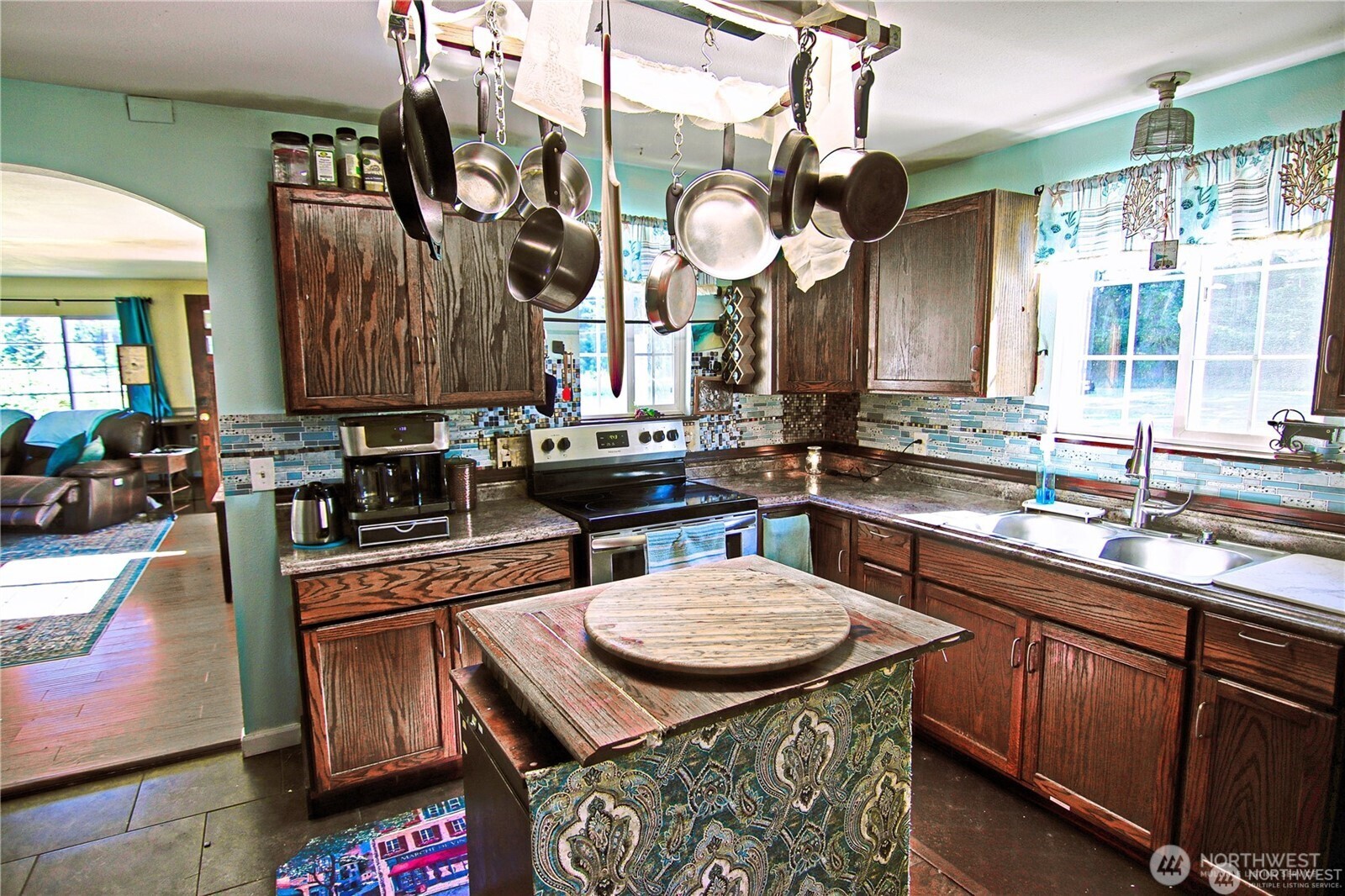 124 Heuhslein Road Port Angeles, WA 98362 - Photo 7 of 13 Gallery Image 7