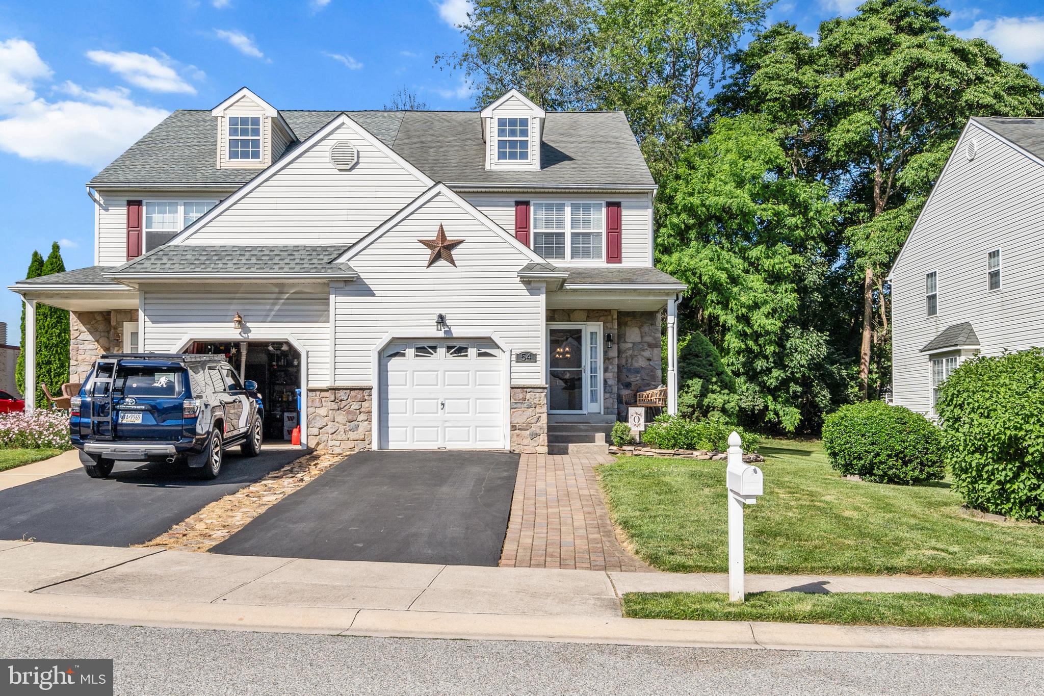 54 Steeplechase Circle Aston, PA 19014 - Photo 3 of 40