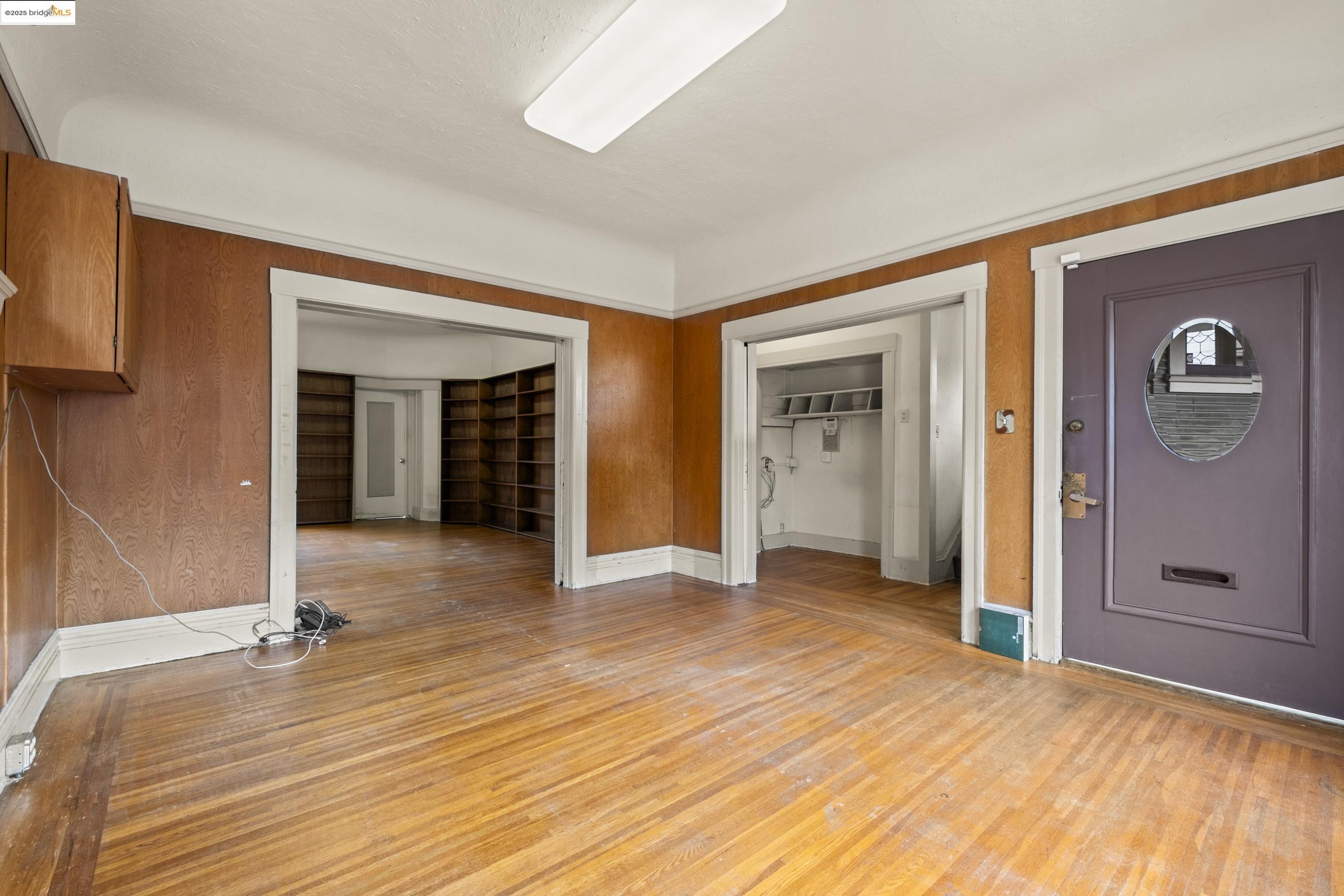 3050 Shattuck Avenue Berkeley, CA 94705 - Photo 14 of 41 a view of an empty room