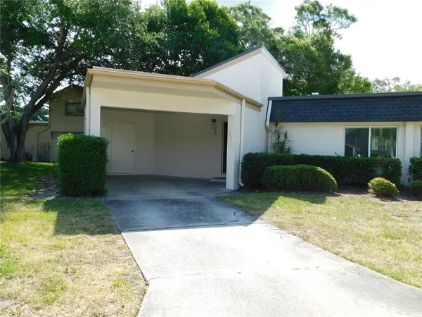 $2,500 | 2561 Forest Run Court, Clearwater, FL 33761