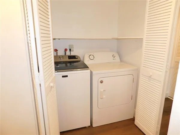 $2,500 | 2561 Forest Run Court, Clearwater, FL 33761