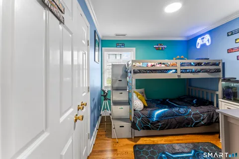 $510,000 | 16 Curtis Avenue, New Fairfield, CT 06812