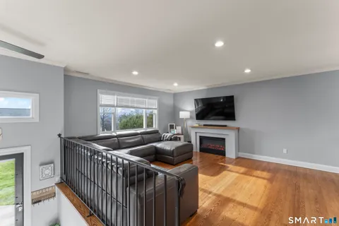 $510,000 | 16 Curtis Avenue, New Fairfield, CT 06812