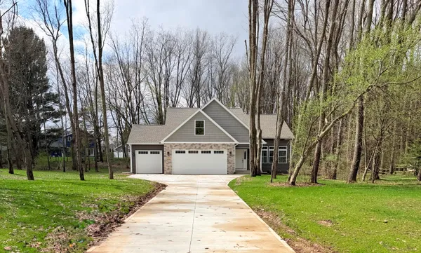 $614,900 | 9209 Kellie Lane, Richland, MI 49083