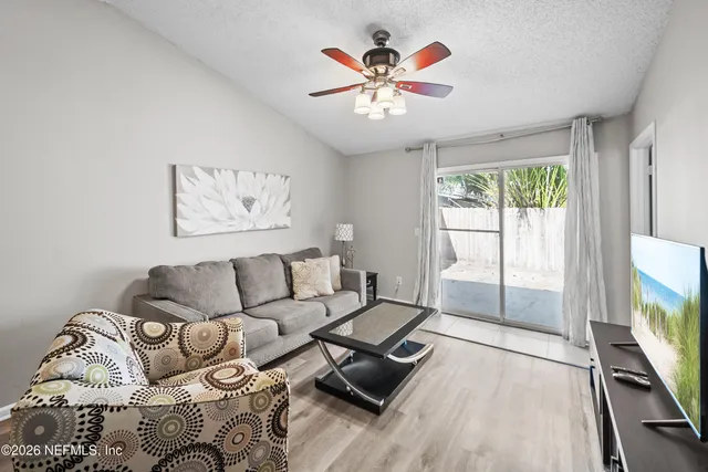 $199,900 | 5025 Fulham Road South, Jacksonville, FL 32244