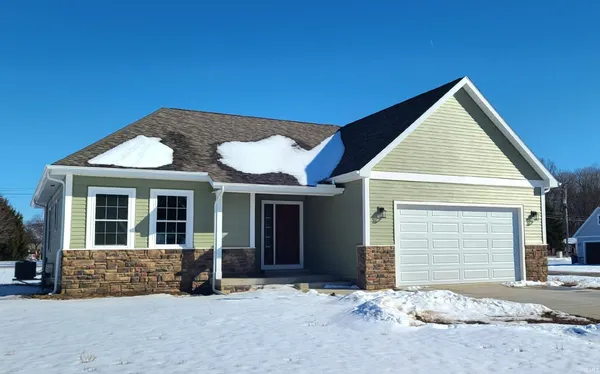 $310,000 | 13522 North 200th Street East, Unit 24, North Manchester, IN 46962