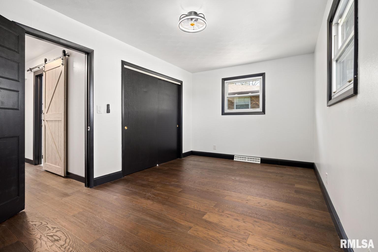 2216 West Westport Road Peoria, IL 61615 - Photo 13 of 31 Gallery Image 13