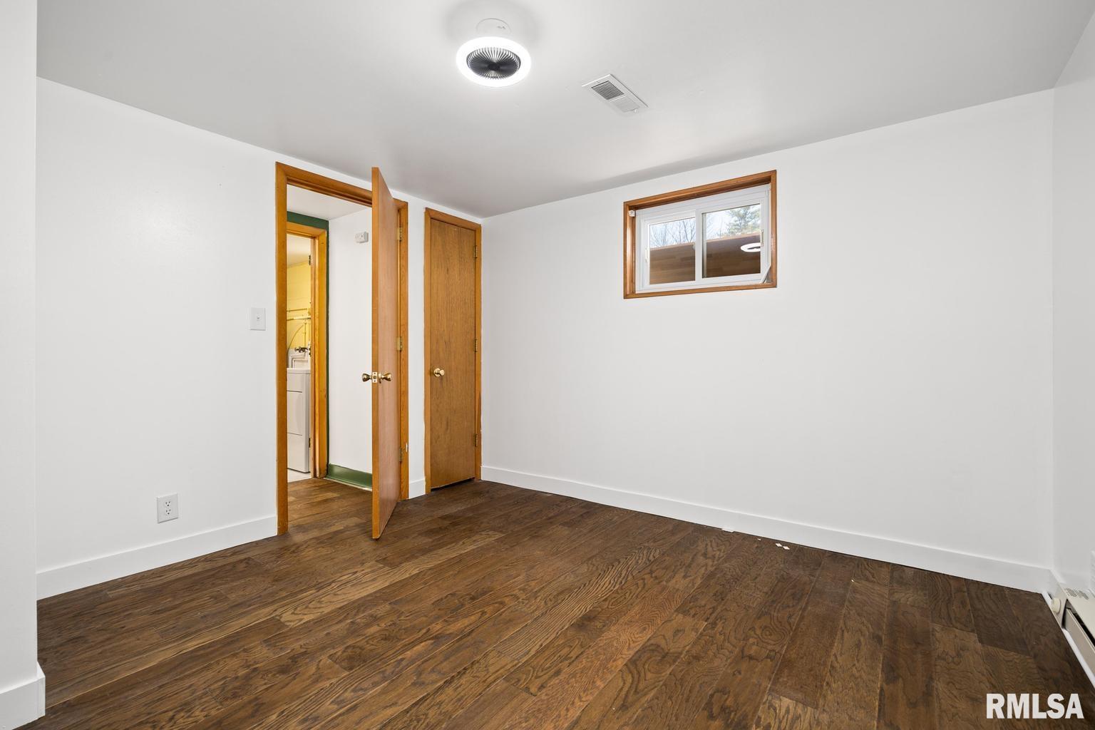2216 West Westport Road Peoria, IL 61615 - Photo 24 of 31 Gallery Image 24