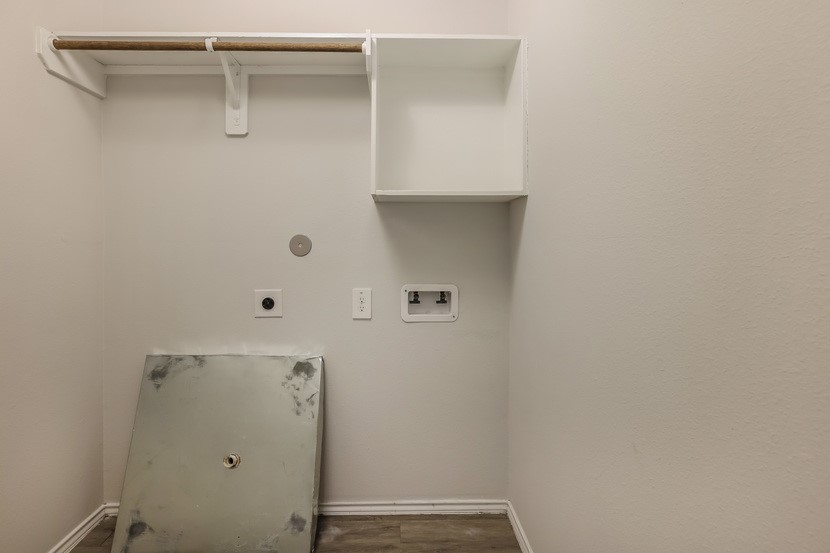 21622 Mamba Way Houston, TX 77073 - Photo 11 of 13 Photos may be representative of the floor plan and not the exact home. Finishes, layout, and features of the actual property for lease may vary.