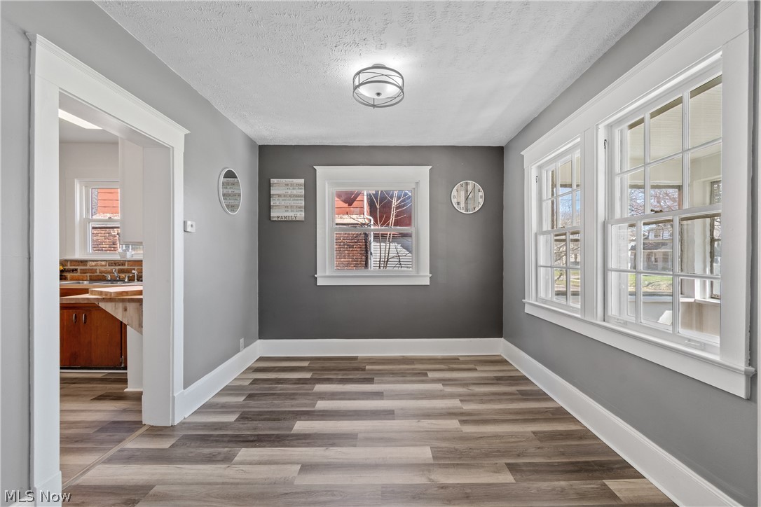 1599 Hampton Road Akron, OH 44305 - Photo 10 of 31