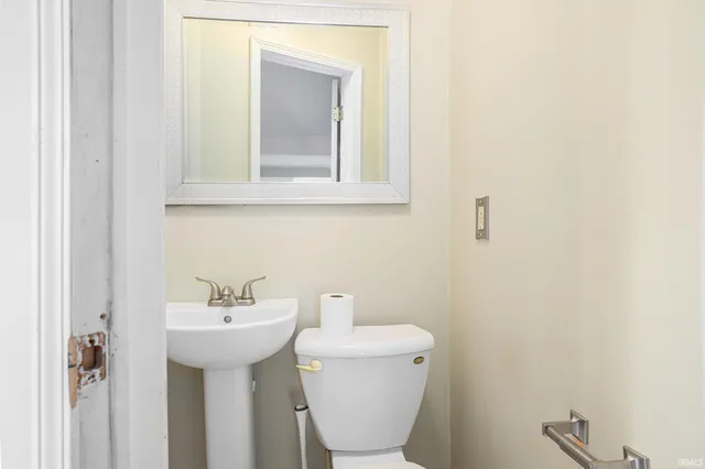 $249,900 | 1805 Linden Avenue, Mishawaka, IN 46544