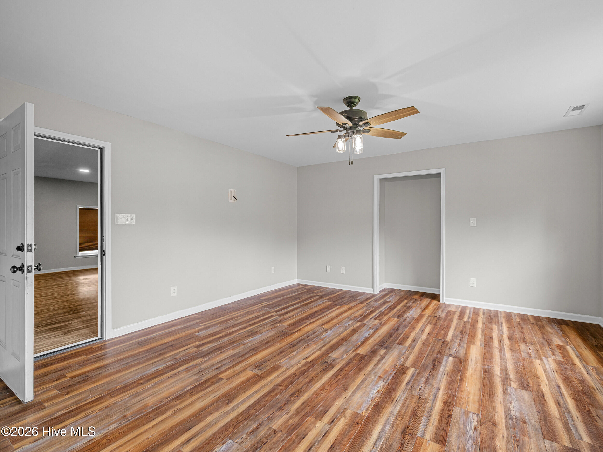 305 Rivers Edge Court Jacksonville, NC 28540 - Photo 14 of 37
