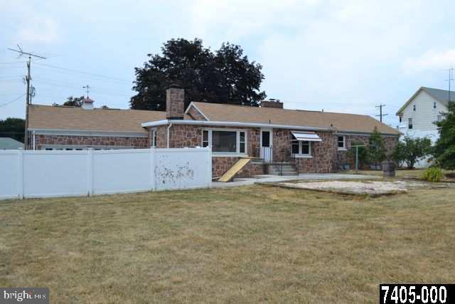 125 Madison Street Hanover, PA 17331 - Photo 5 of 13 Gallery Image 5