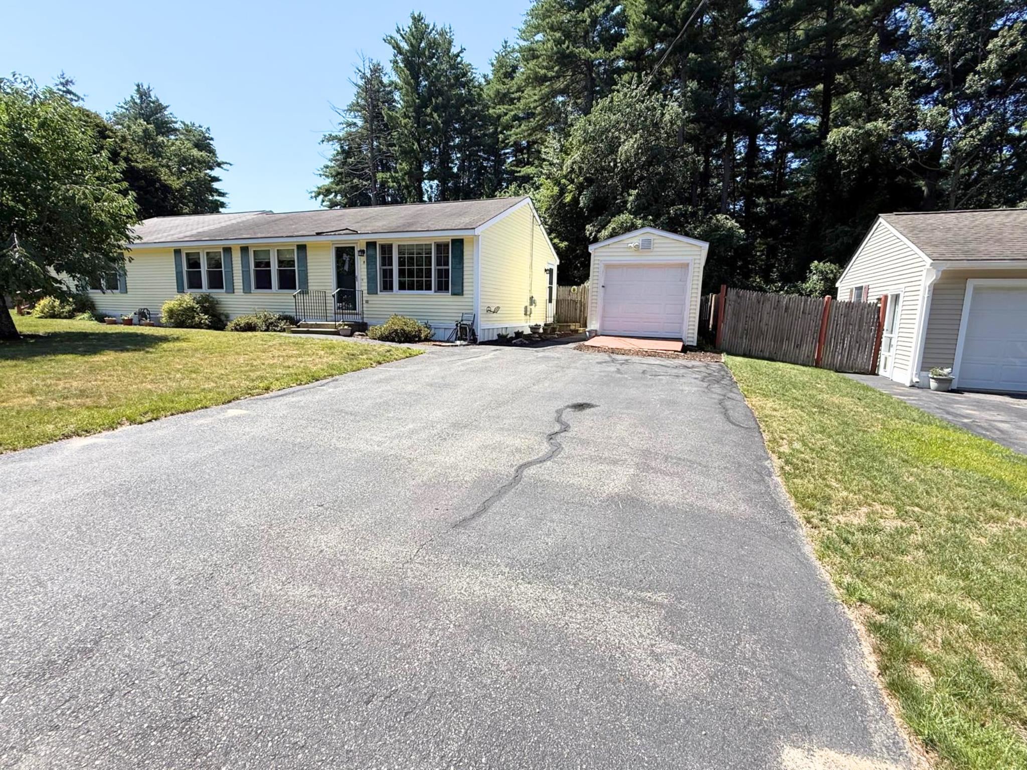 5 Santa Fe Road Nashua, NH 03062 - Photo 2 of 26 Gallery Image 2