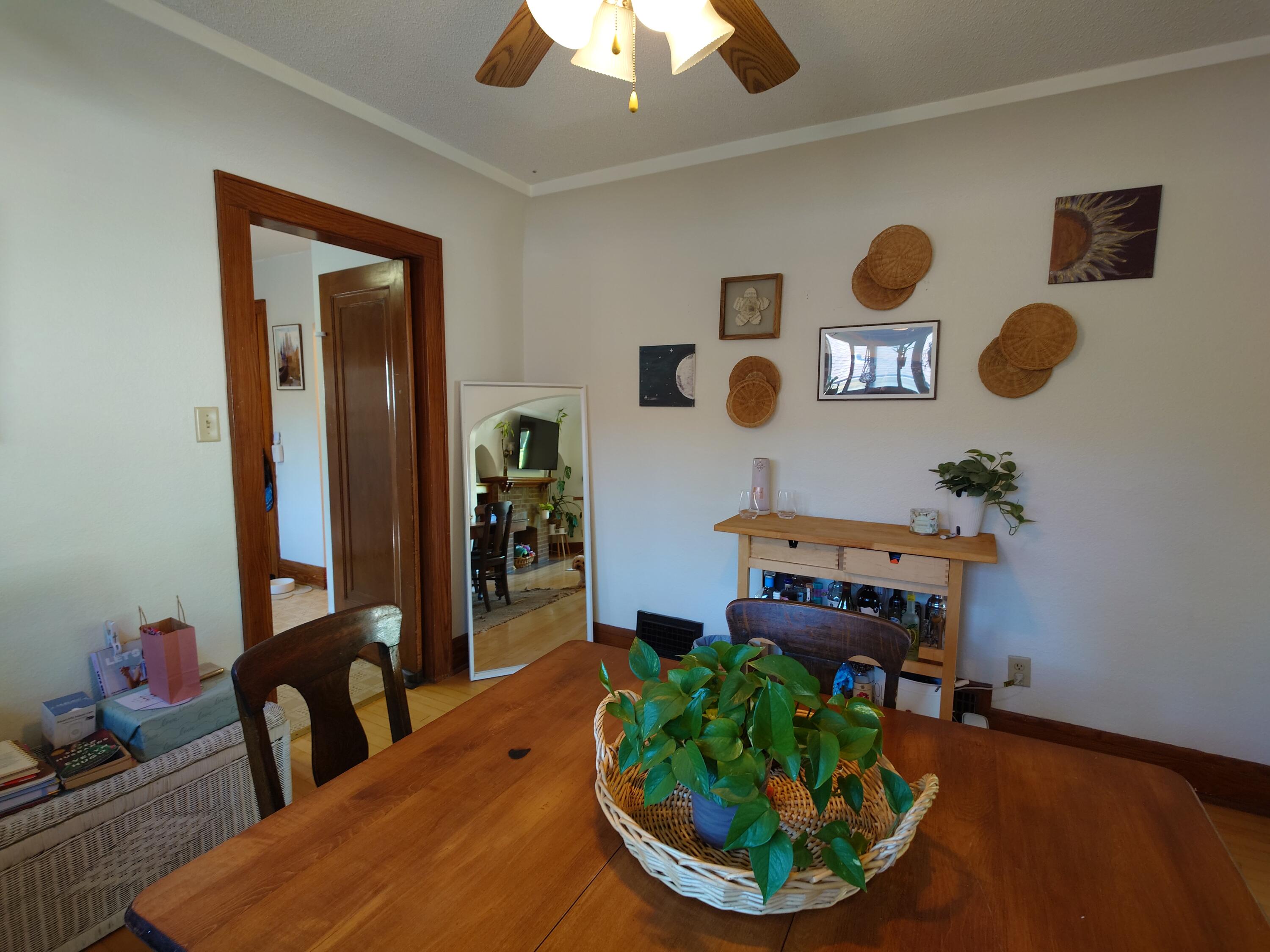 2451 North 65th Street Milwaukee, WI 53213 - Photo 8 of 24 Dining Room