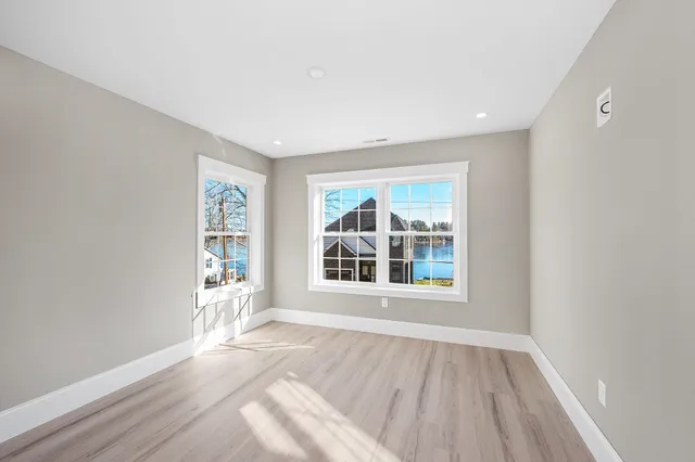 $6,500 | 62 West Shore Road, Windham, NH 03087