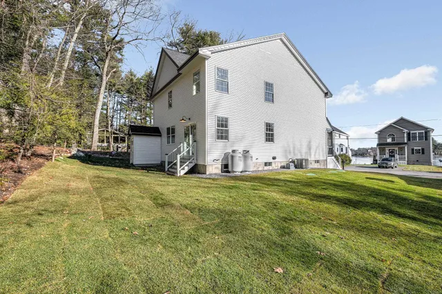 $6,500 | 62 West Shore Road, Windham, NH 03087