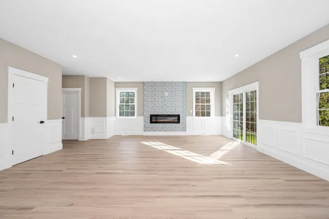 $6,500 | 62 West Shore Road, Windham, NH 03087