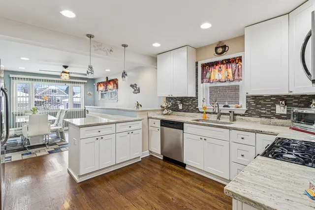 $365,000 | 4109 Wenonah Avenue, Stickney, IL 60402