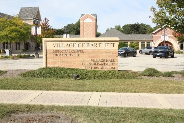 $420,000 | 111 West Railroad Avenue, Bartlett, IL 60103
