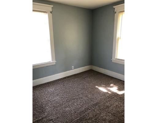 108 Bristol Street Springfield, MA 01109 - Photo 14 of 22 Gallery Image 14