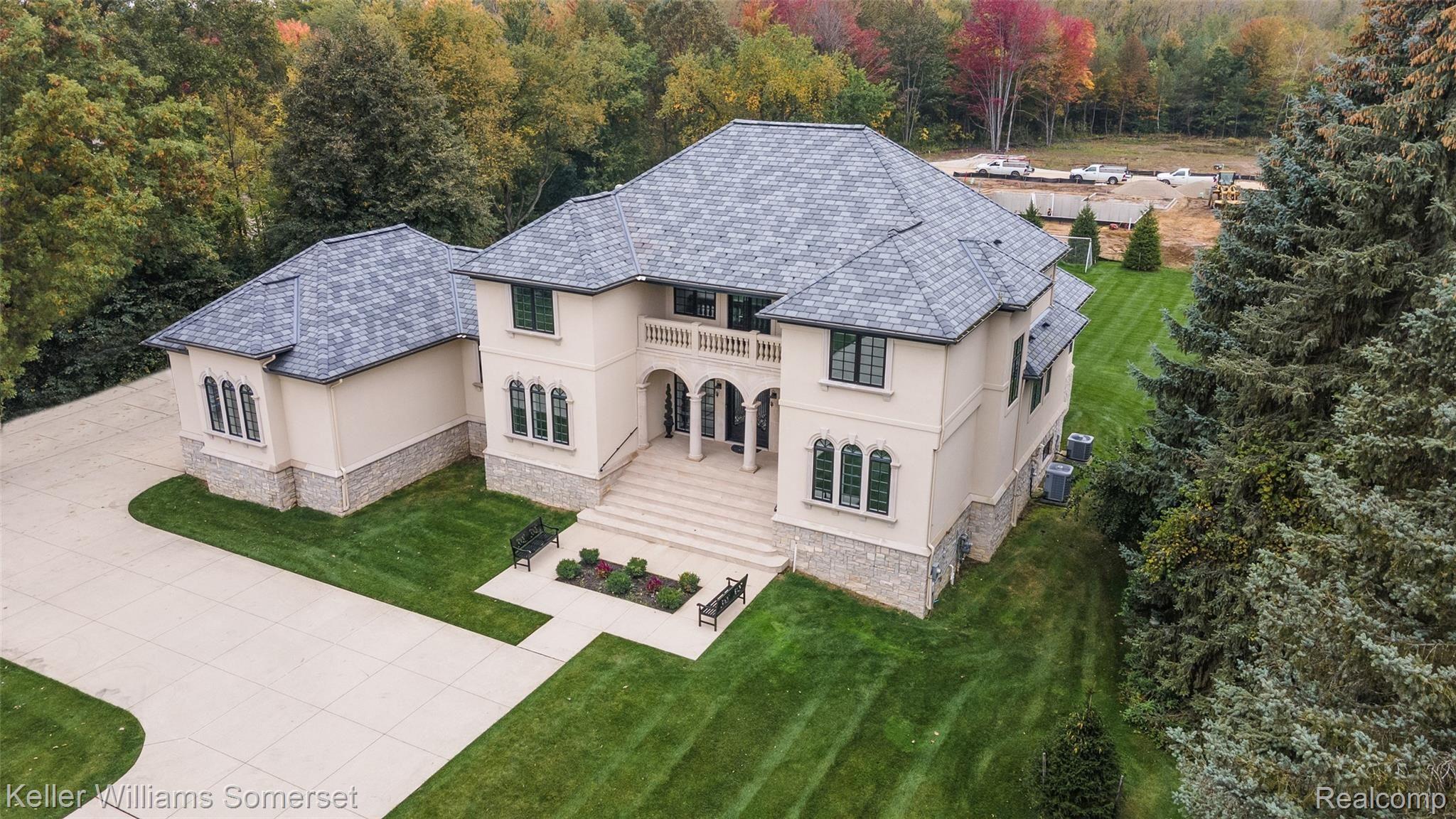 6097 Evanswood Road Troy, MI 48085 - Photo 81 of 86 73.jpg
