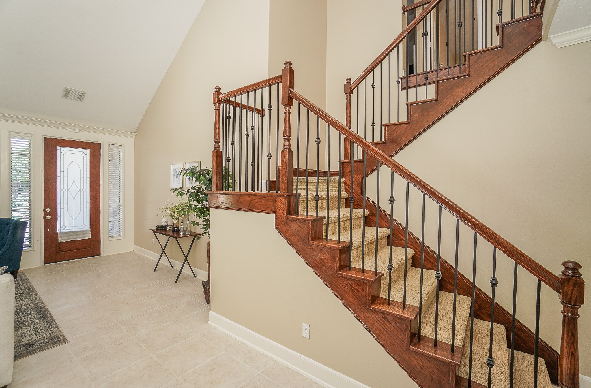 2335 Ralston Branch Way Sugar Land, TX 77479 - Photo 13 of 47 a view of entryway and hall