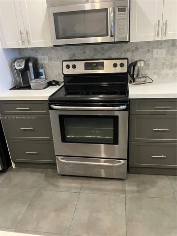 a view of a lake from a yard