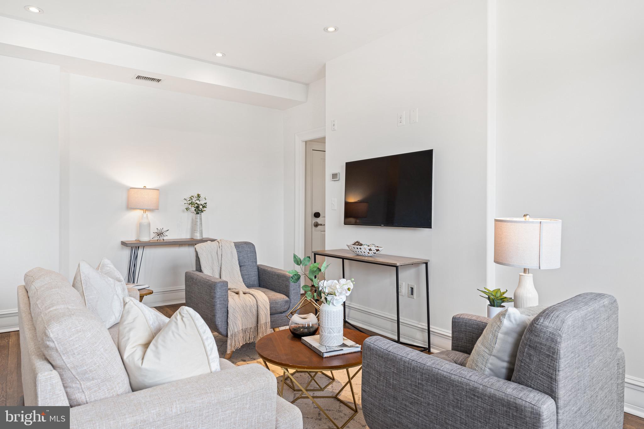 1801 16th Street Northwest, Unit 109 Washington, DC 20009 - Photo 7 of 20