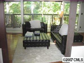 4723 Rounding Run Road, Unit 4723 Charlotte, NC 28277 - Photo 2 of 8 a living room with furniture