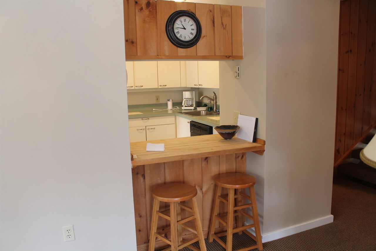 69 Clearbrook Road, Unit 1 Lincoln, NH 03251 - Photo 5 of 35