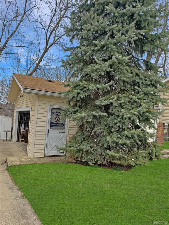 11568 Ember Road Davisburg, MI 48350 - Photo 4 of 26 Gallery Image 4