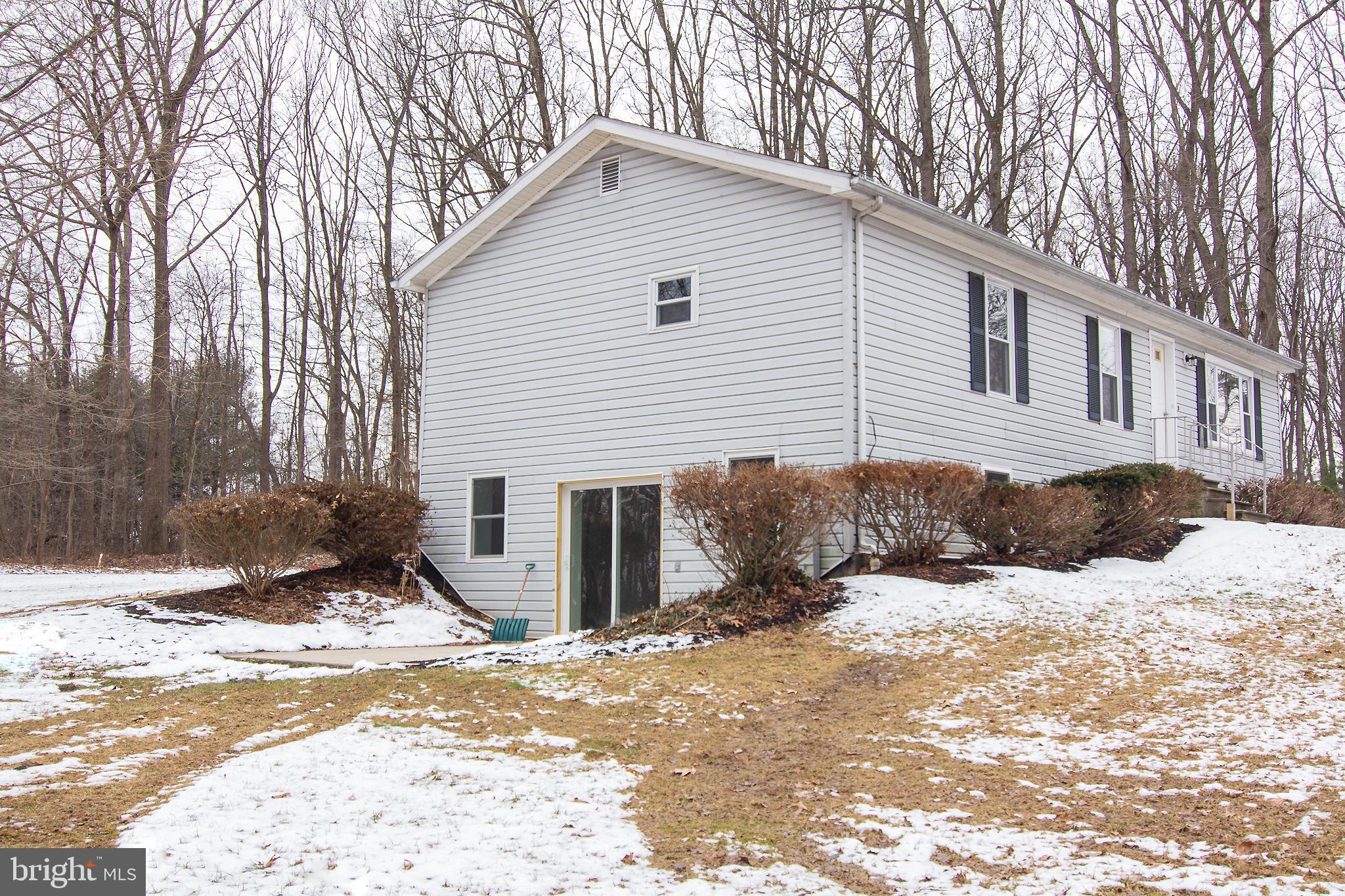 19638 Resh Mill Road Hampstead, MD 21074 - Photo 4 of 31 Walk out basement!