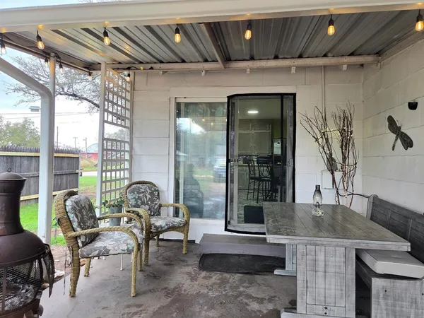a view of a porch with patio