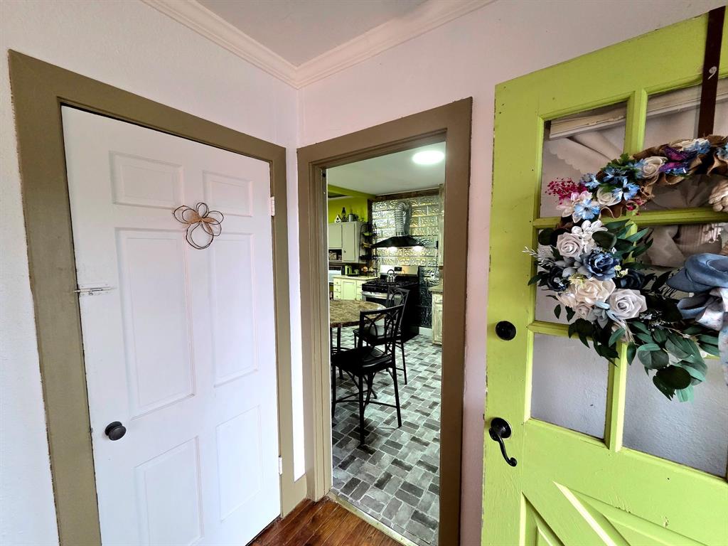 313 King Street Eden, TX 76837 - Photo 8 of 24
