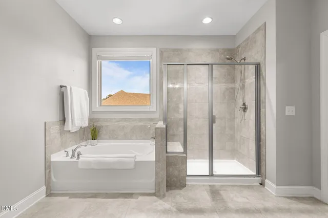 $749,500 | 104 Highland Mist Circle, Apex, NC 27539