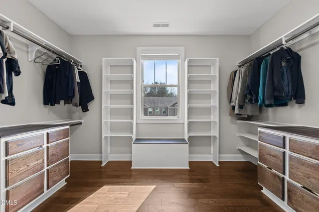 $749,500 | 104 Highland Mist Circle, Apex, NC 27539