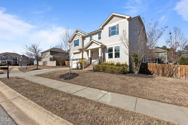 $749,500 | 104 Highland Mist Circle, Apex, NC 27539