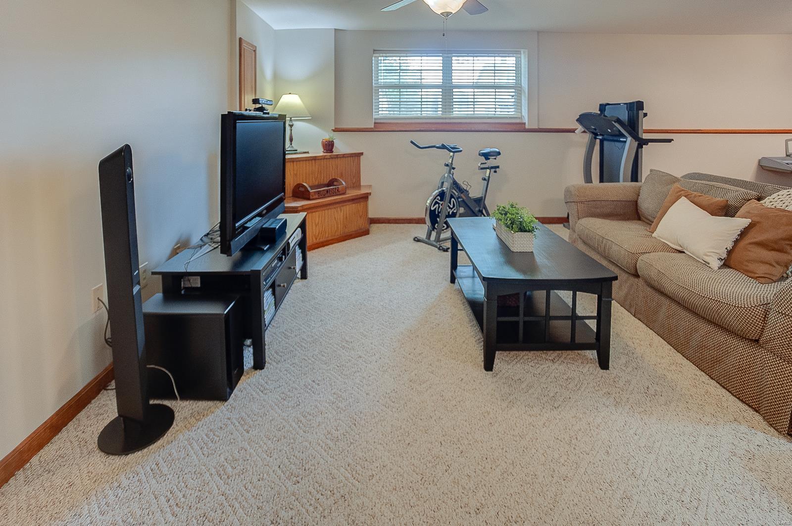 2706 Hunters Ridge Edwardsville, IL 62025 - Photo 35 of 53 Gallery Image 35