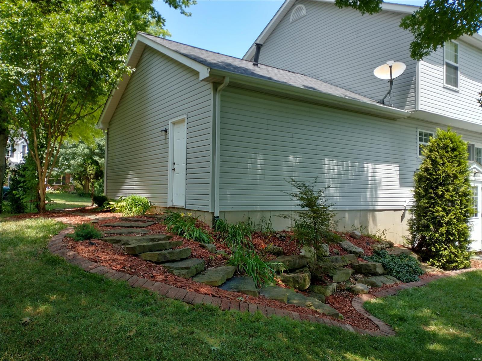 2706 Hunters Ridge Edwardsville, IL 62025 - Photo 44 of 53 Gallery Image 44