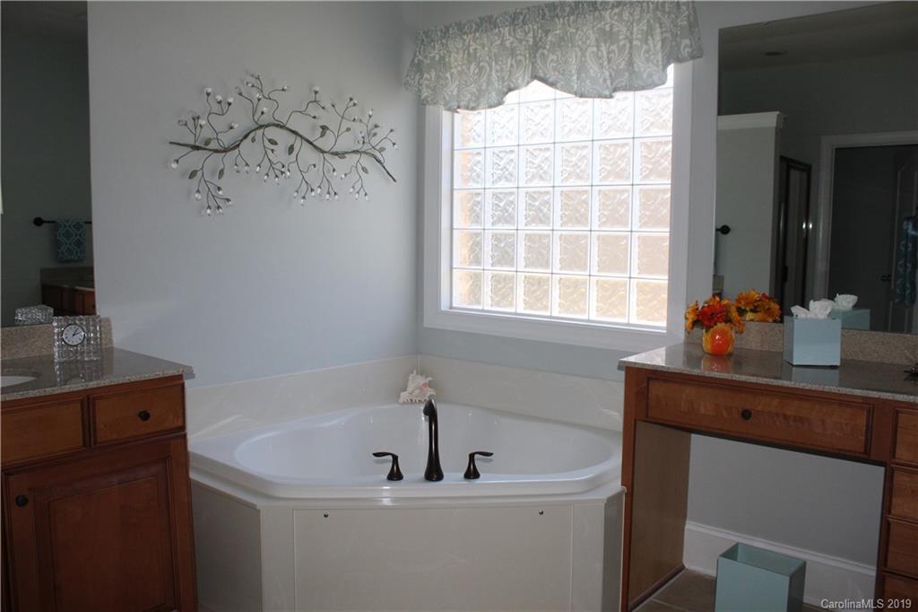 7302 Firespike Road Charlotte, NC 28277 - Photo 20 of 35 Gallery Image 20