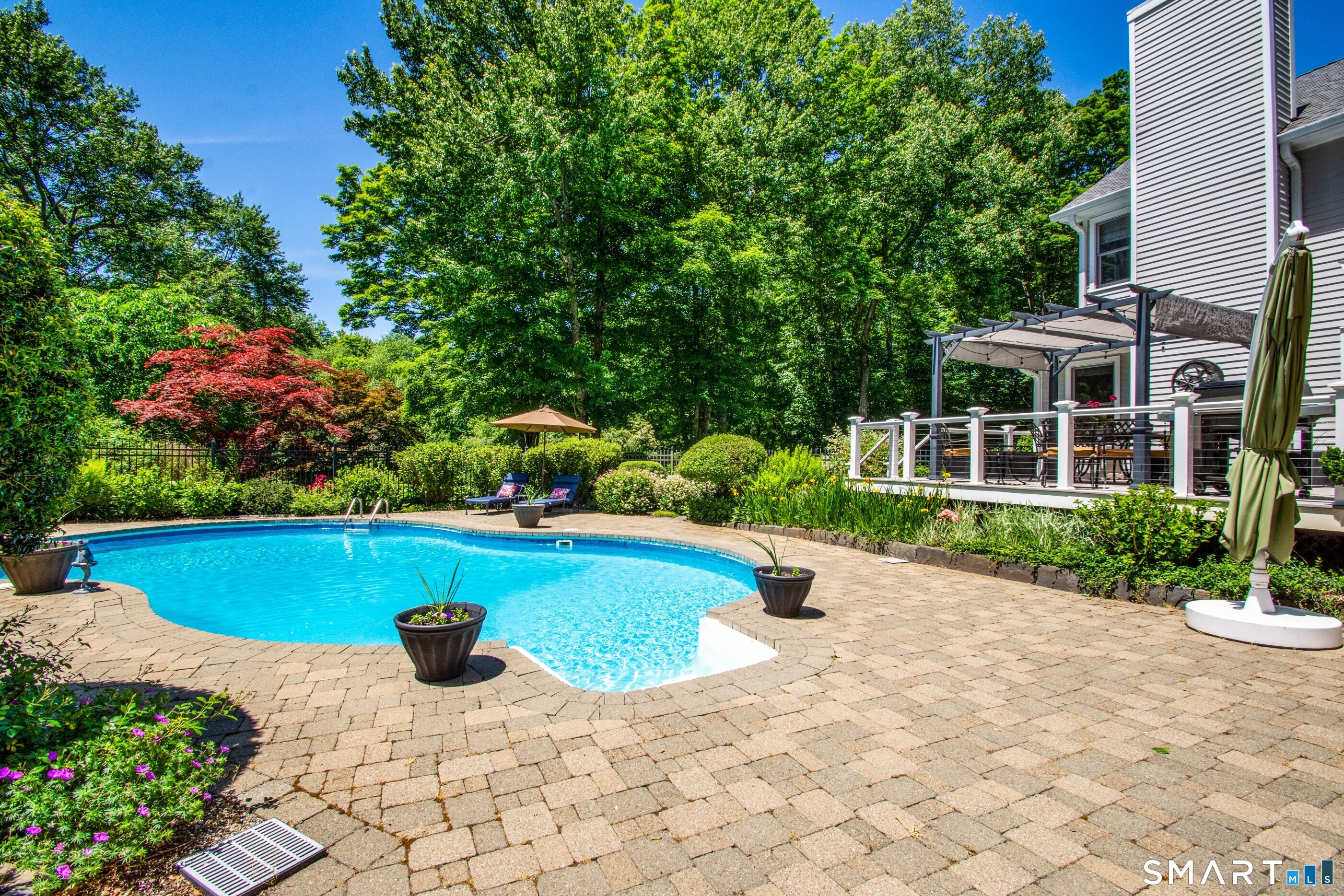 185 Center Road Easton, CT 06612 - Photo 8 of 40