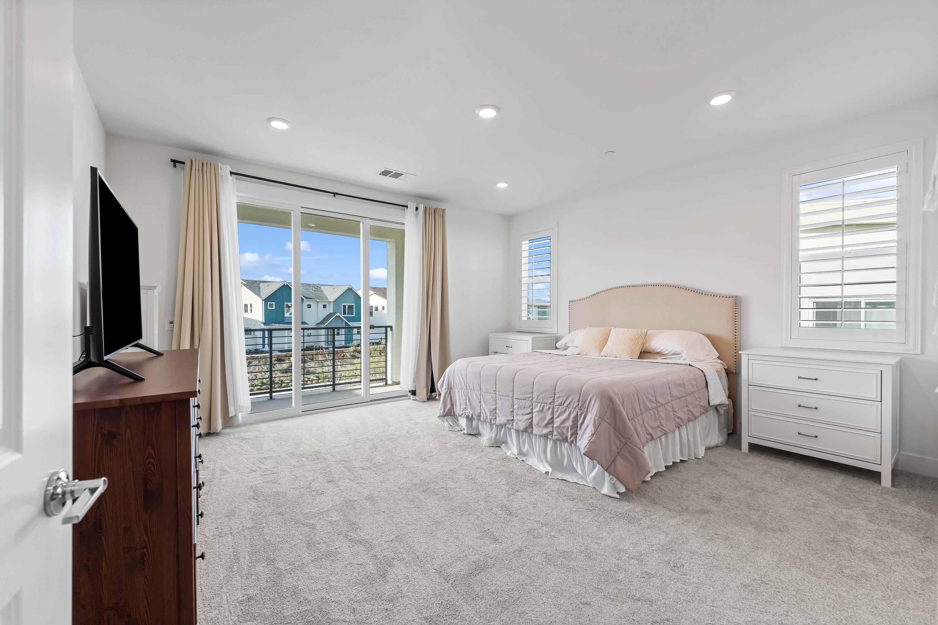27715 Ranch View Place Valencia, CA 91381 - Photo 11 of 52 Ranch View Pl-11