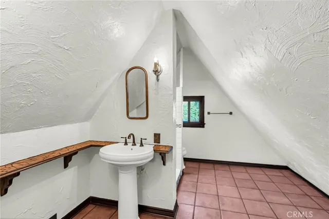 a view of a swimming pool in front of a building